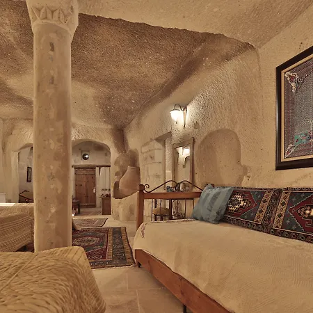 Tekkaya Cave Hotel