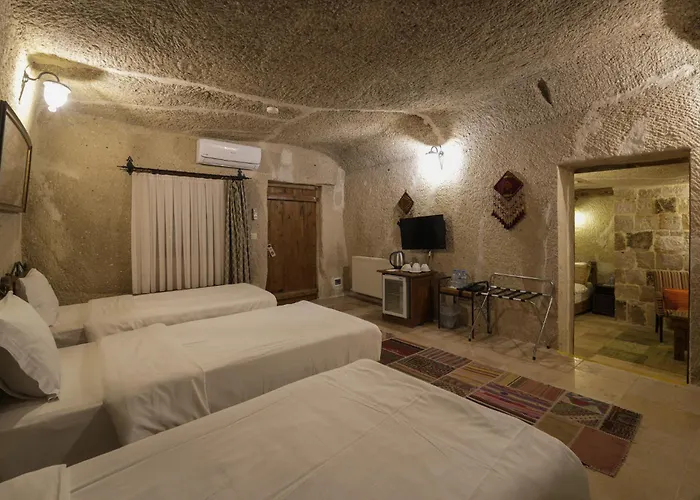 Tekkaya Cave מלון