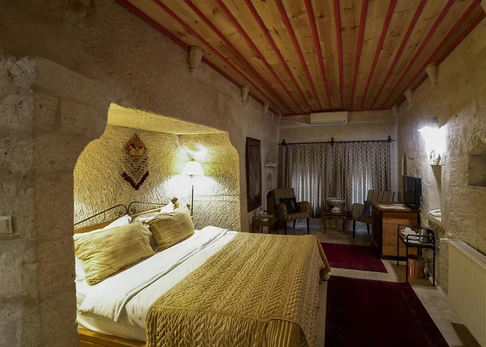 Tekkaya Cave מלון