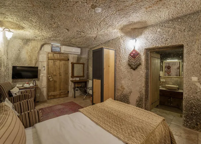 Tekkaya Cave Göreme