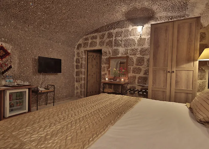 Tekkaya Cave גורמה