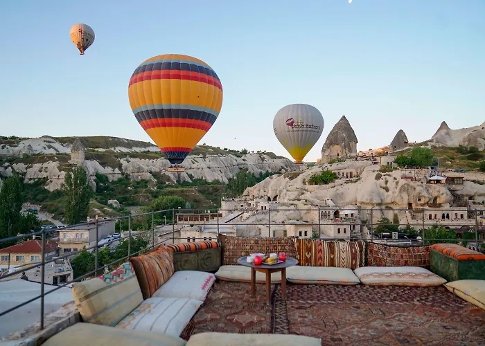 Tekkaya Cave מלון